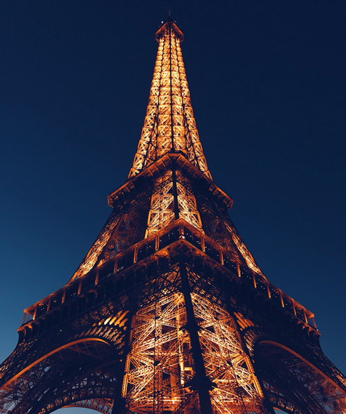 Structure of the Eiffel Tower illuminated at night